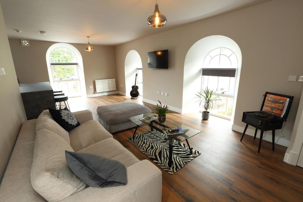 The Poppy Fields Abode Apartment Rhyl Exterior photo